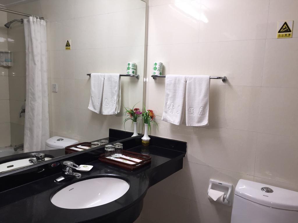 Qingdao Hotel Quarto foto