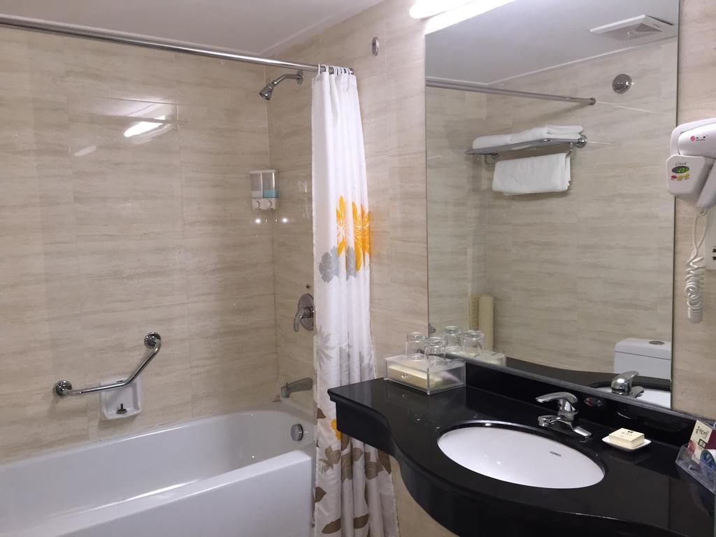 Qingdao Hotel Quarto foto